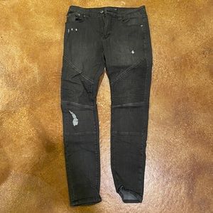 Biker Style Distressed Jeans 🏍